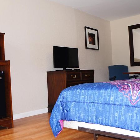 Classic Motor Lodge Providence - West Greenwich מראה חיצוני תמונה