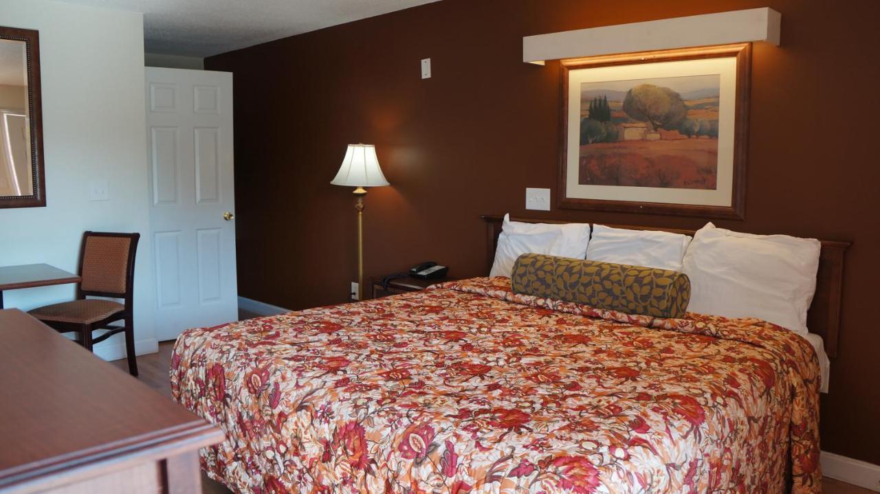 Classic Motor Lodge Providence - West Greenwich מראה חיצוני תמונה